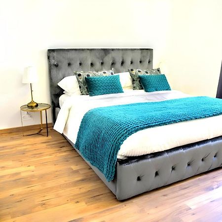 Apartament Vuel Sea View House -10 Minutes From The Airport Fiumicino Zewnętrze zdjęcie