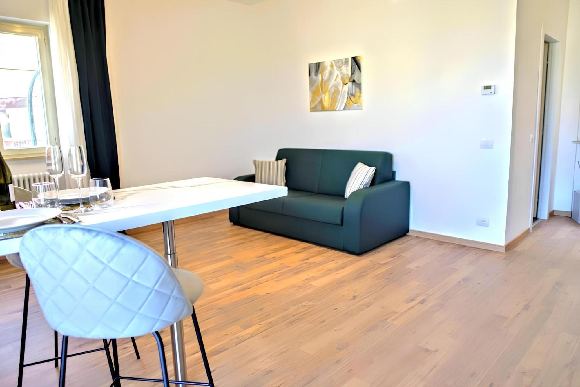 Apartament Vuel Sea View House -10 Minutes From The Airport Fiumicino Zewnętrze zdjęcie